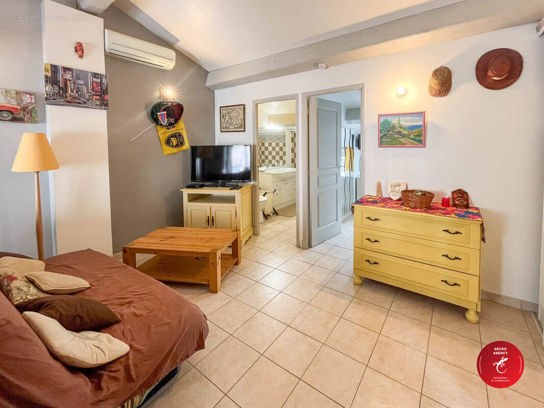 Appartement à MONTFERRAT