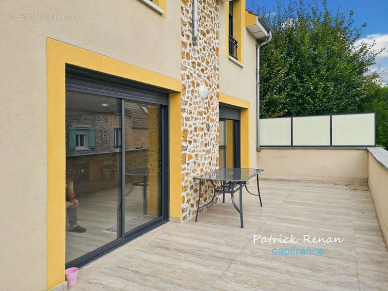 Maison à JOUARS-PONTCHARTRAIN