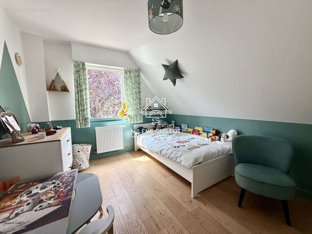Maison 176 m² à Quesnoy-Sur-Deule  - photo 4