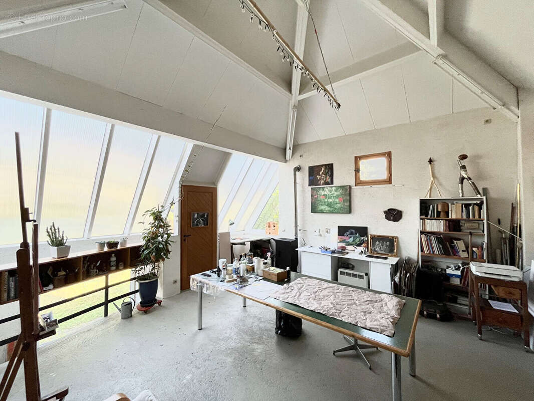 Maison à SAINT-CYR-SUR-LOIRE