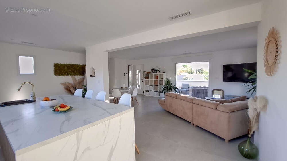 Maison à MARGUERITTES