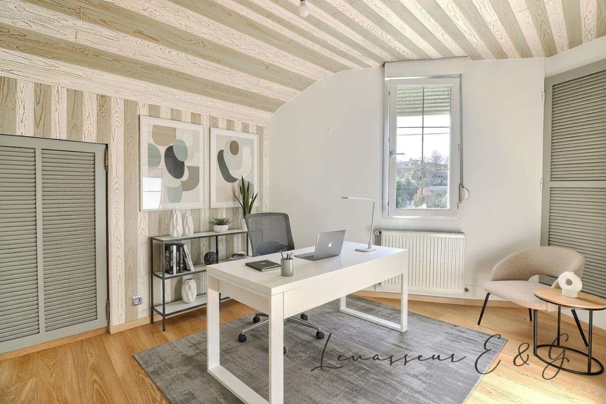 Maison à MOUY