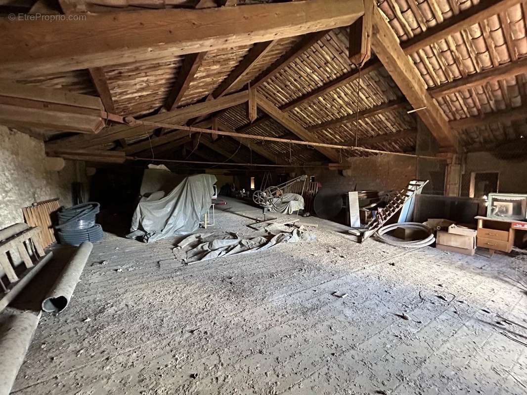 Maison à CUXAC-D&#039;AUDE