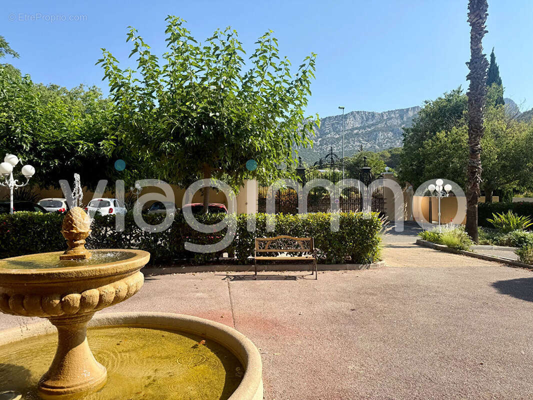 Appartement à LA VALETTE-DU-VAR