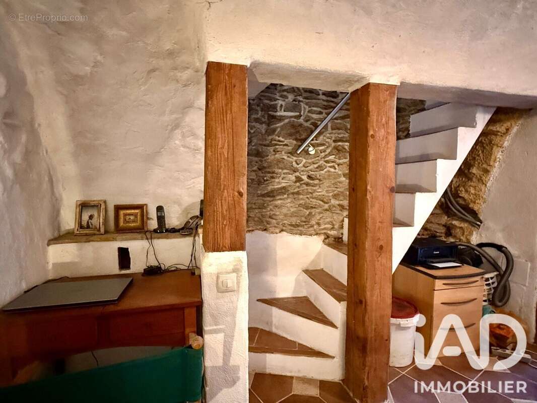 Maison 75 m² à La Garde-Freinet  - photo 8