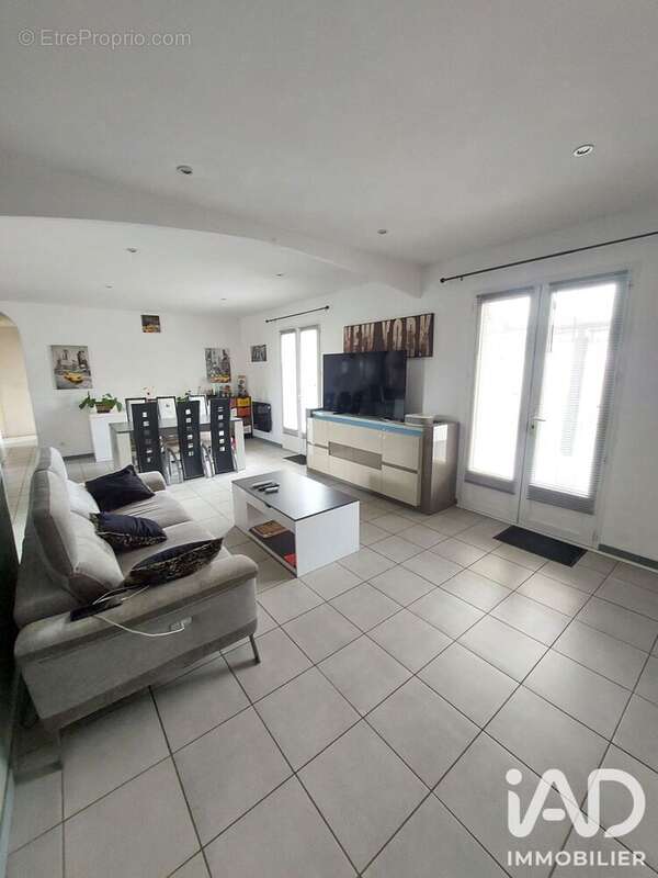 Maison 86 m² à Juillan  - photo 4