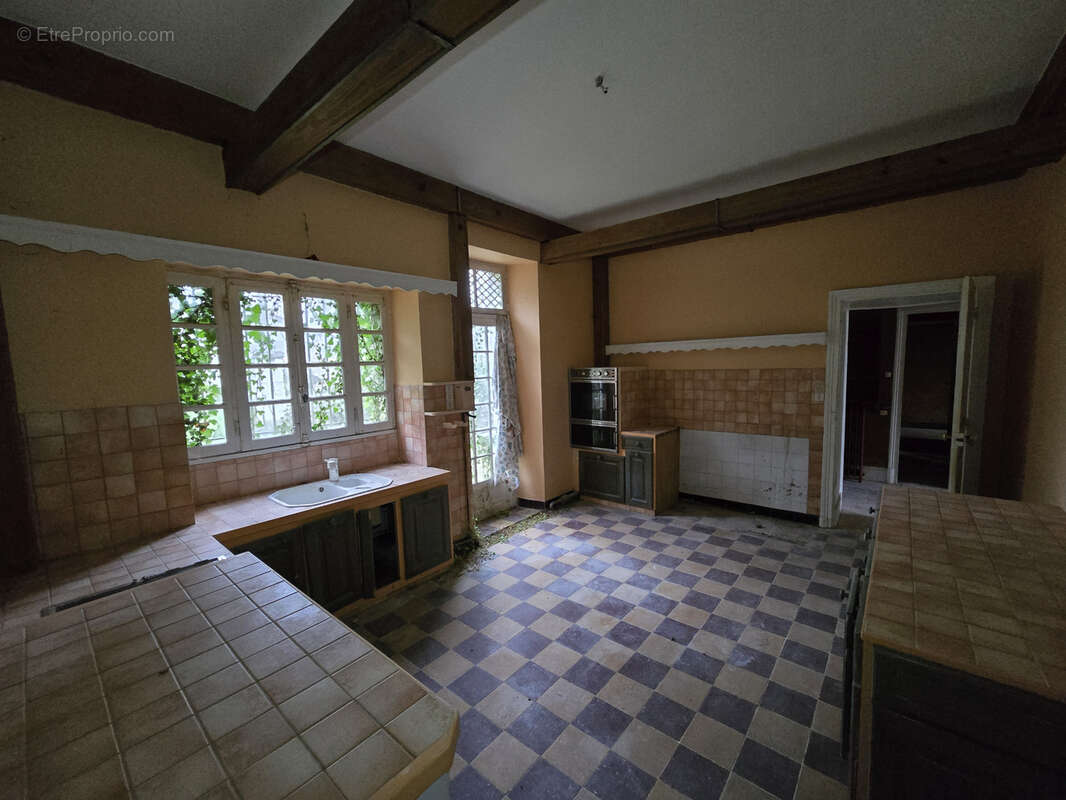 Maison à LESIGNY