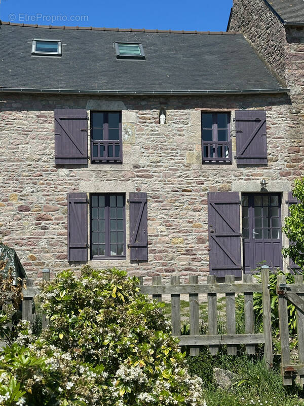 Maison à FREHEL