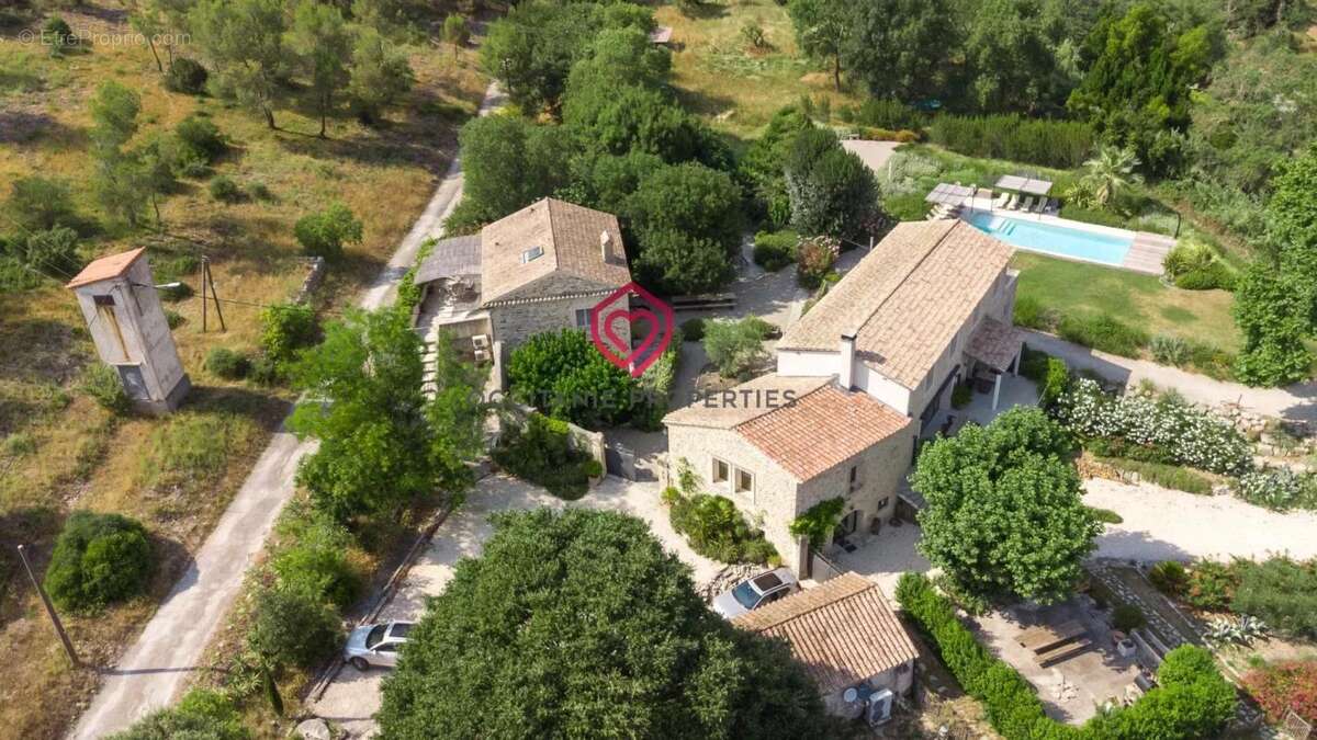 Maison à SUSSARGUES