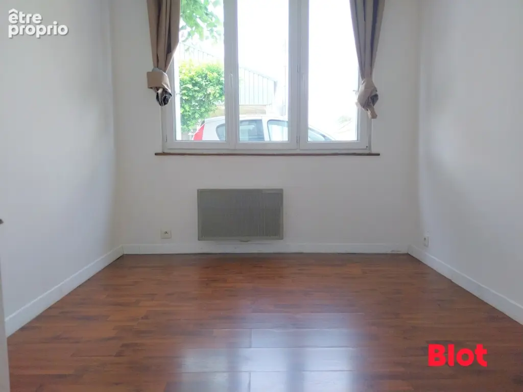 Appartement 36 m² à Saint-Malo  - photo 4
