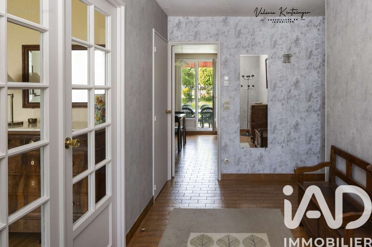 Maison 130 m² à Tressange  - photo 4