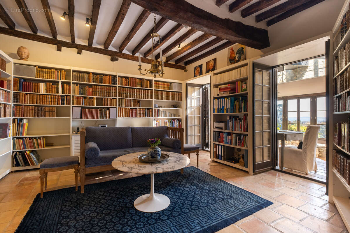 Maison à CAGNES-SUR-MER