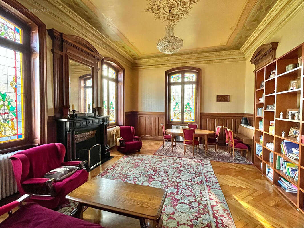 Appartement à LA TOUR-DU-PIN