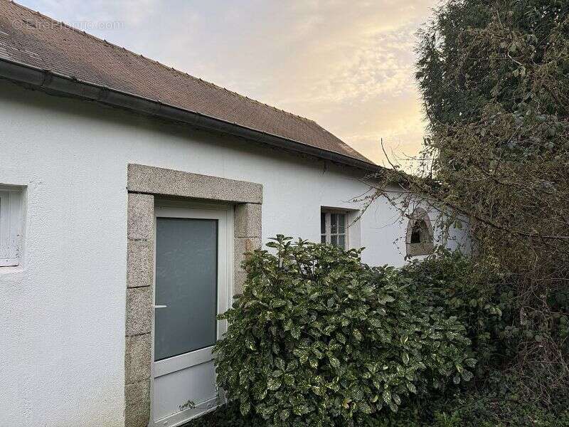 Maison 140 m² à Quimperle  - photo 7