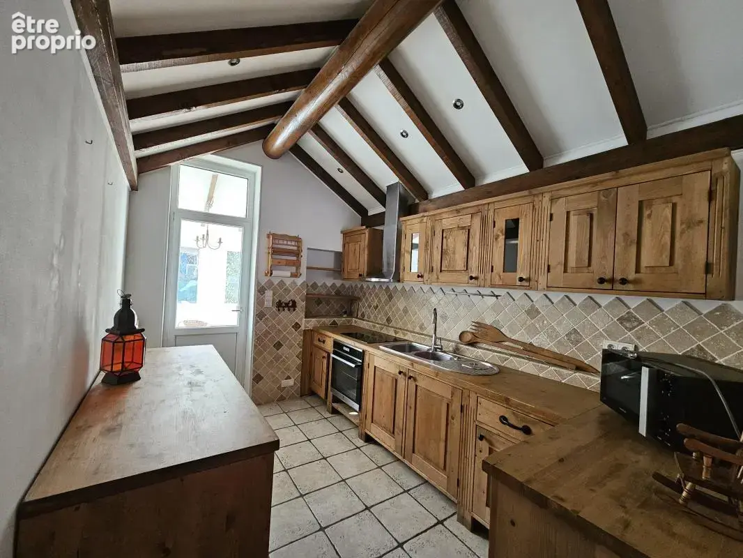 Maison 6 pièces 184 m² à vendre à Nimes (30000) - photo 3