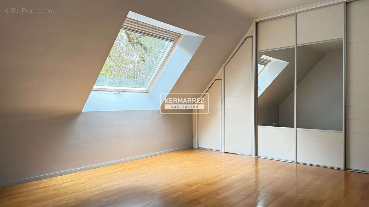 Maison à LA CHAPELLE-SUR-ERDRE