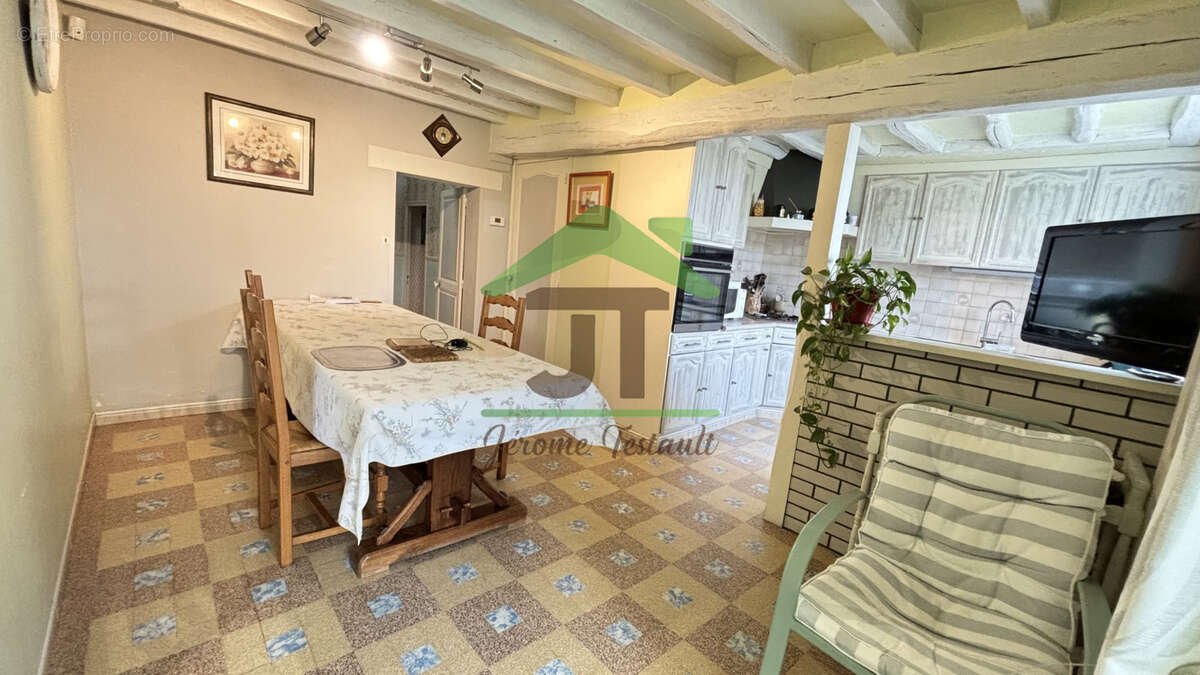 Maison à ARROU