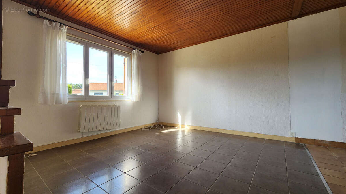 Maison à CHATEAUNEUF-EN-THYMERAIS
