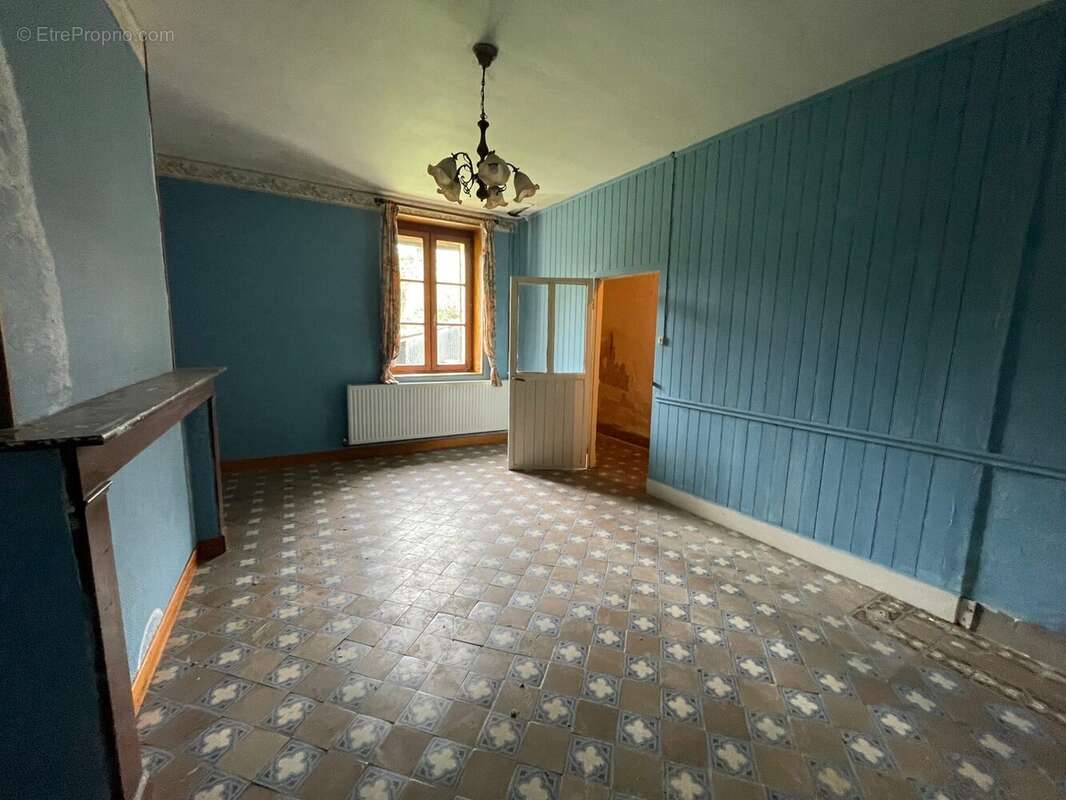 Maison à WASSIGNY
