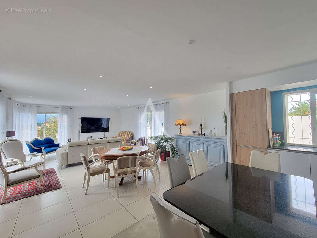 Maison à LATOUR-BAS-ELNE