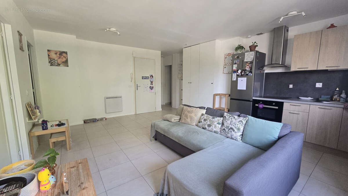 Appartement à LIMOURS