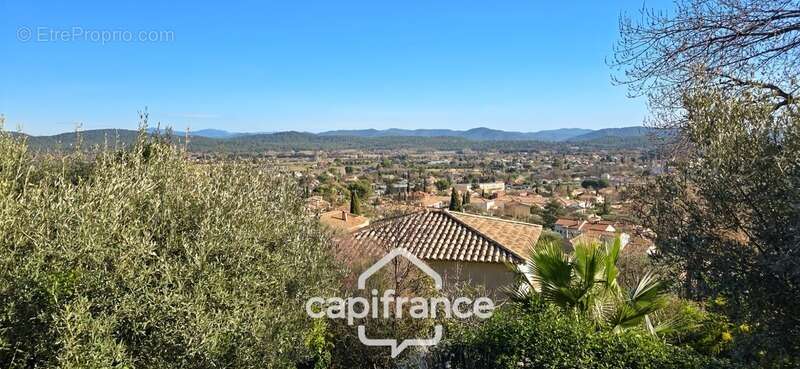 Maison à LA FARLEDE