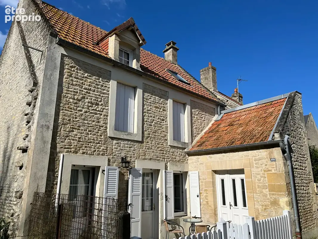 Maison à LION-SUR-MER