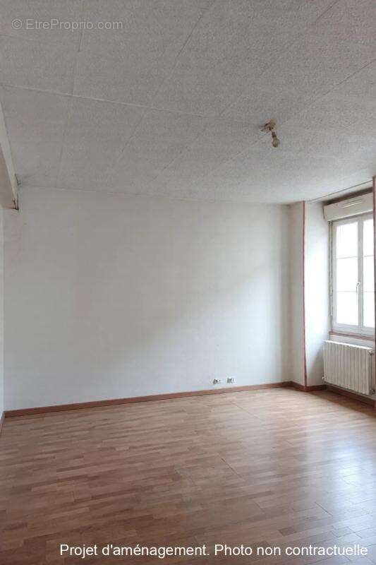 Appartement à SAVIGNE-L'EVEQUE