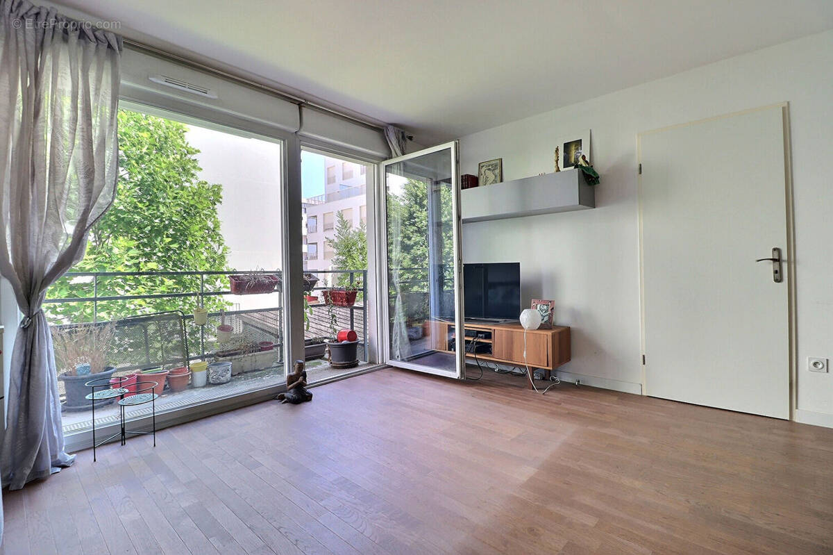 Appartement à COLOMBES