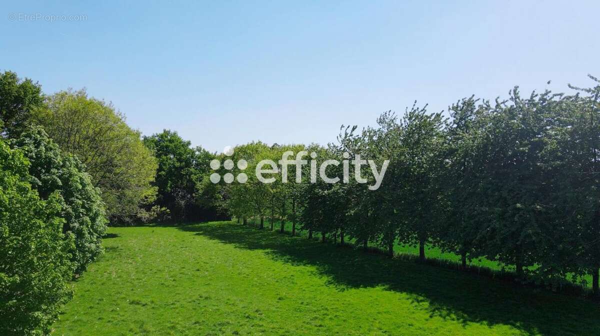 Maison à VAL-D&#039;IZE