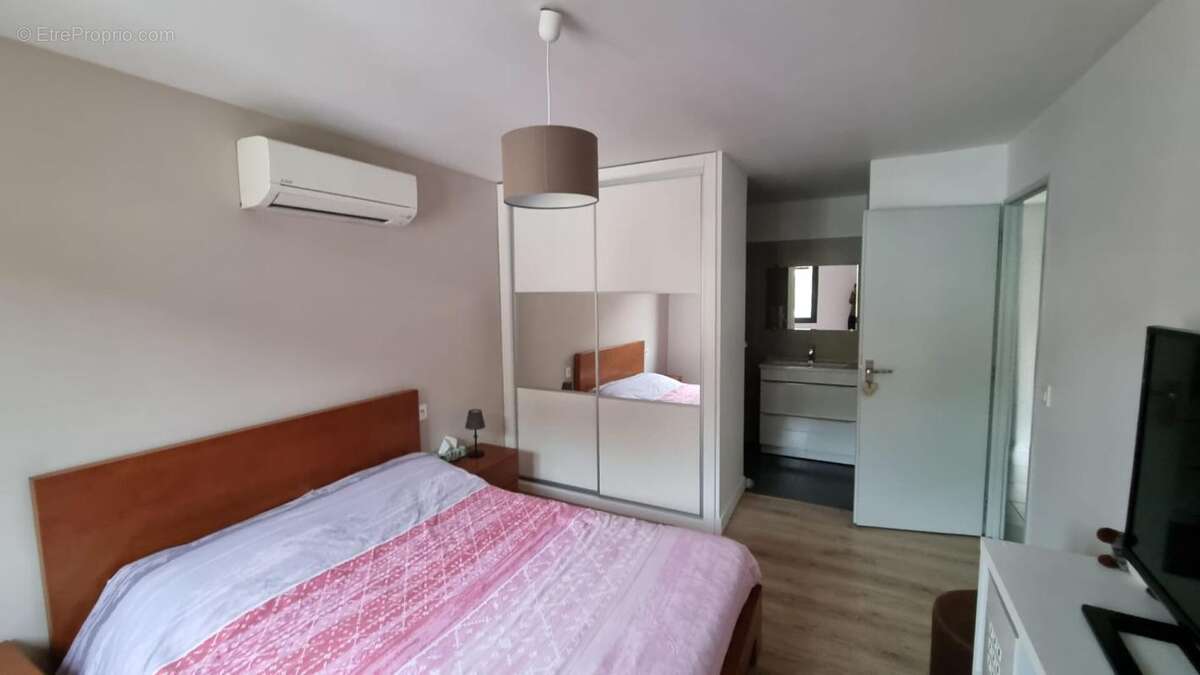 Maison à CUGES-LES-PINS