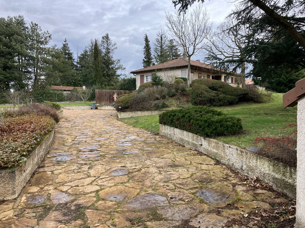 Maison à POLLIONNAY