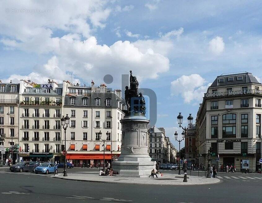 Commerce à PARIS-17E