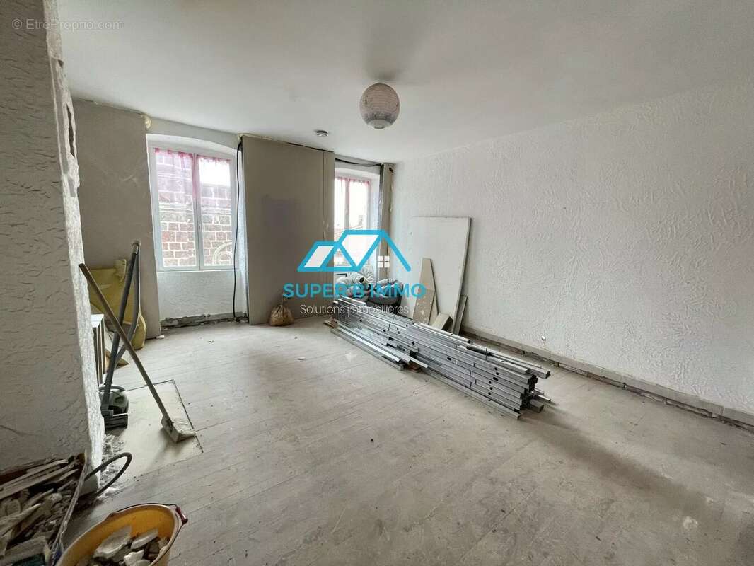 Maison à SAINT-GEORGES-D&#039;AURAC