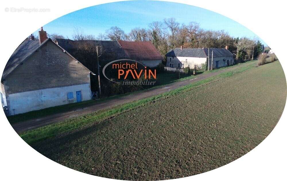 Maison à CHARLY