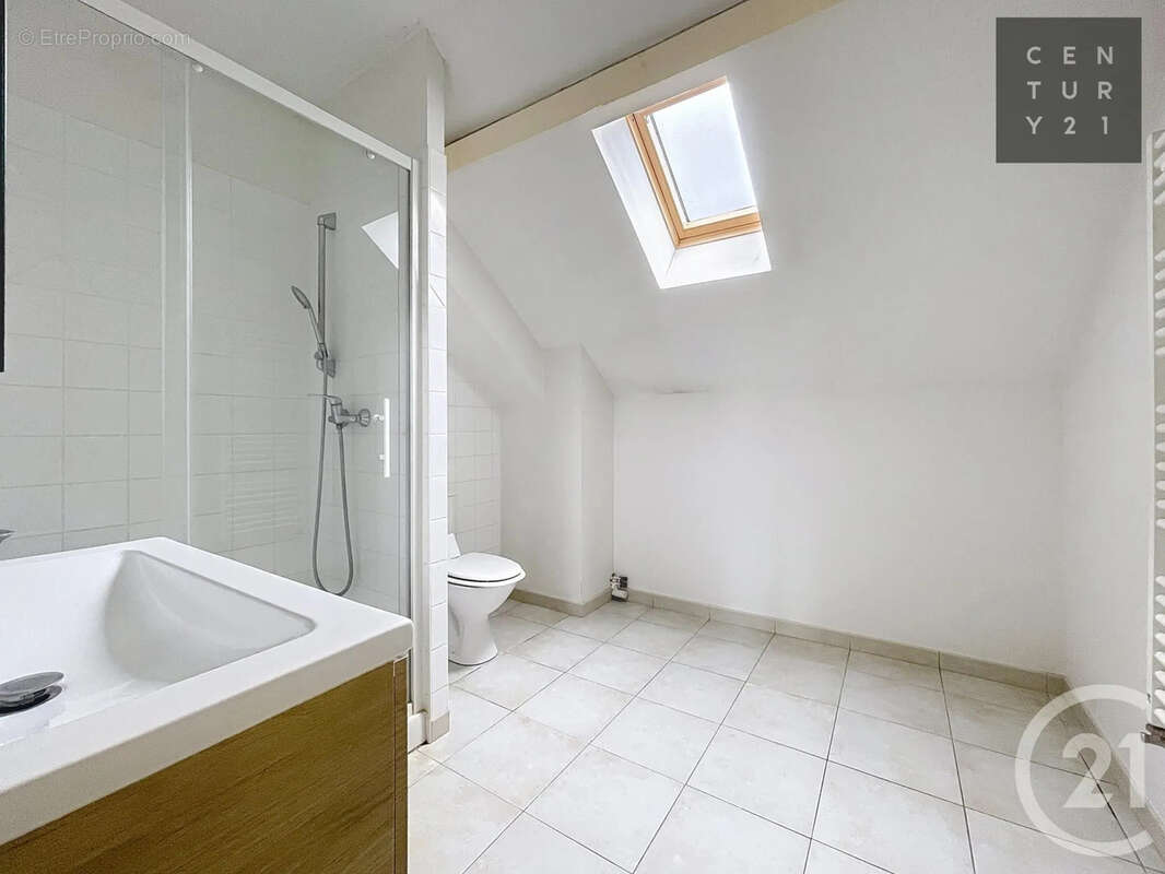Appartement 88 m² à Saint-Andre-Les-Vergers  - photo 7