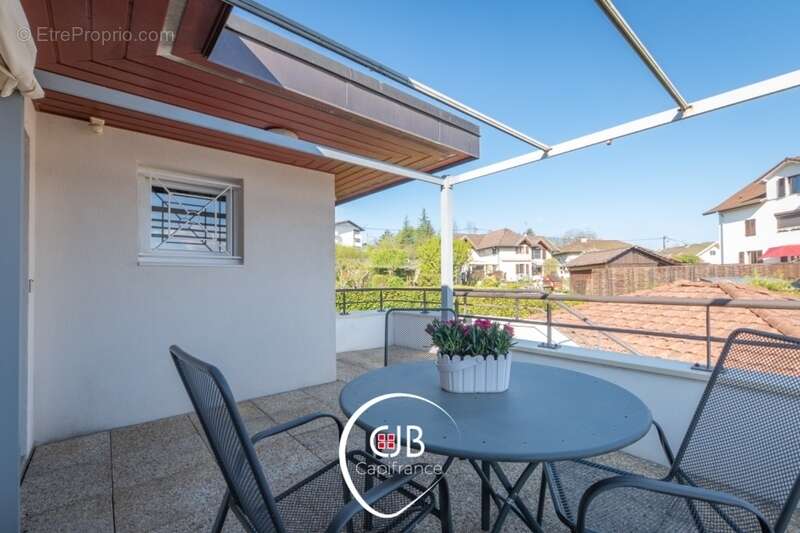 La Roche Sur Foron (74800): Appartement 3 pièces, 1 balcon, 2 terrasses et garage - photo 15