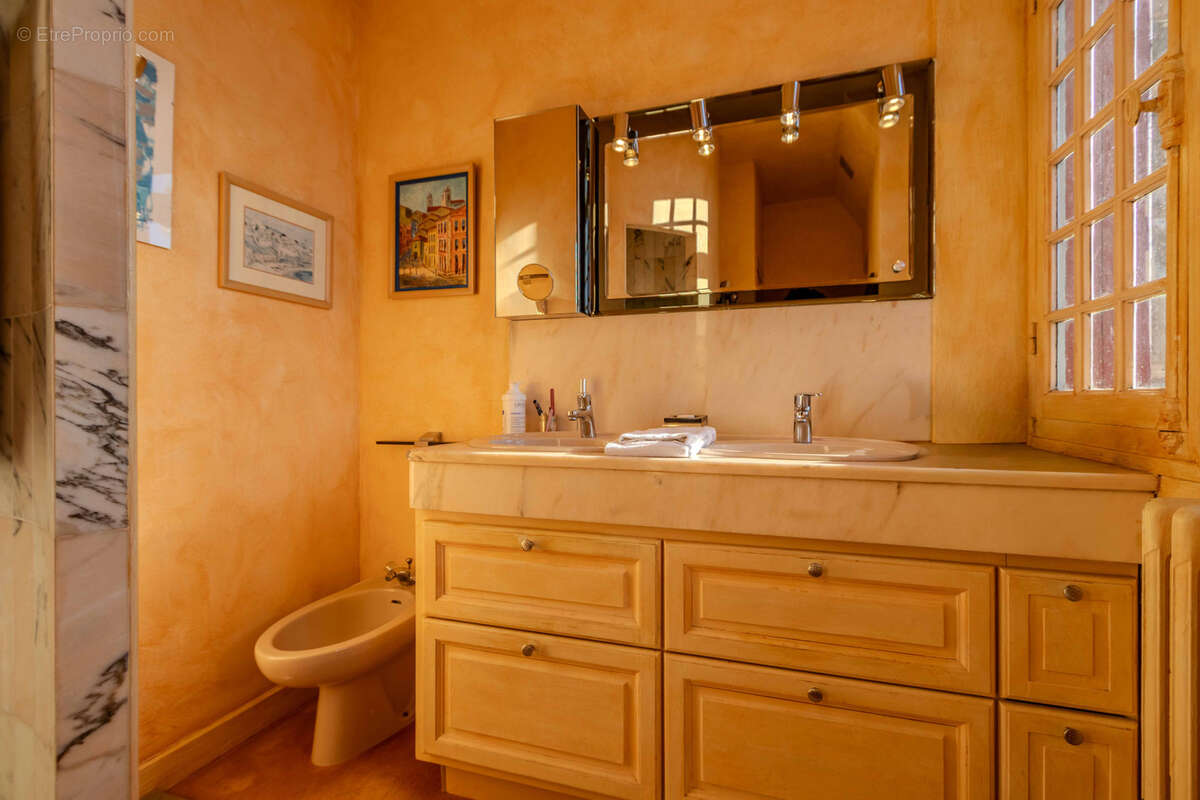 Maison à SARLAT-LA-CANEDA