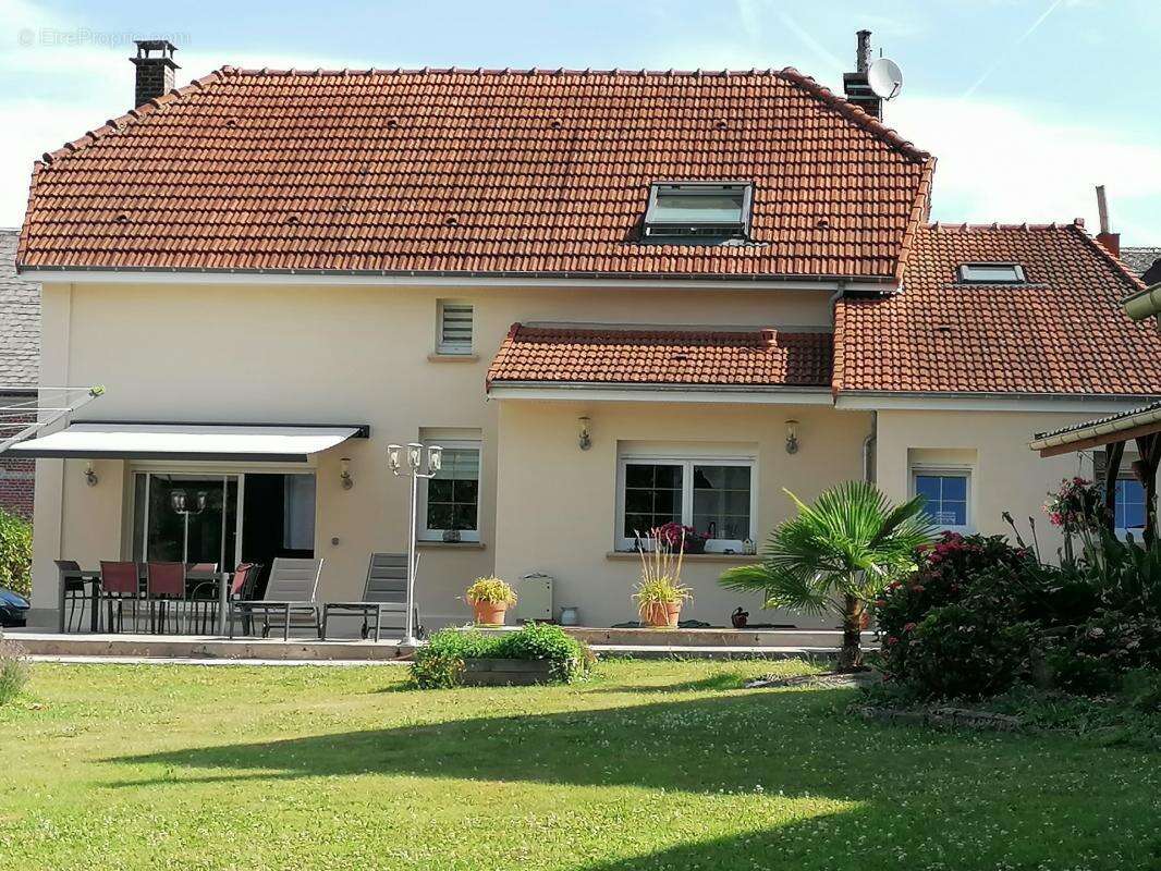 Maison à BUSIGNY
