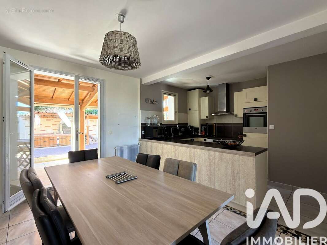 Photo 8 - Maison à SAINT-YRIEIX-SUR-CHARENTE