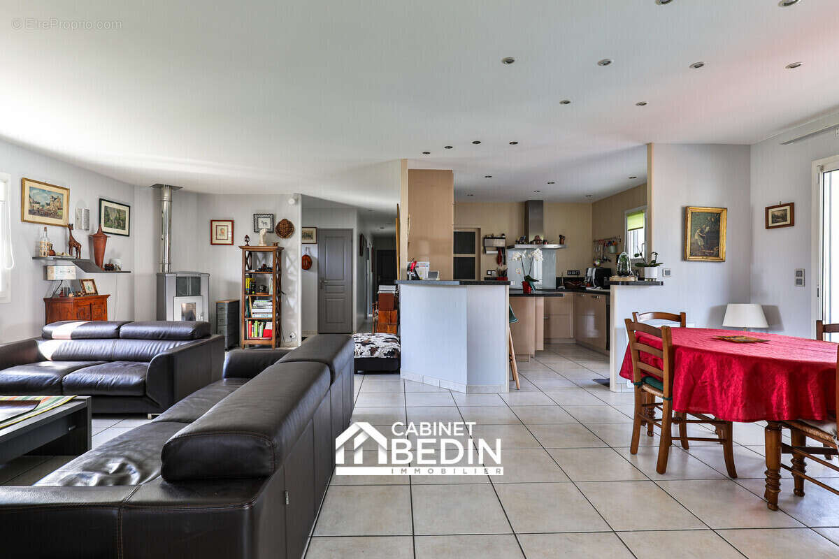 Maison 5 pièces 150 m² à vendre à Biscarrosse (40600) - photo 4