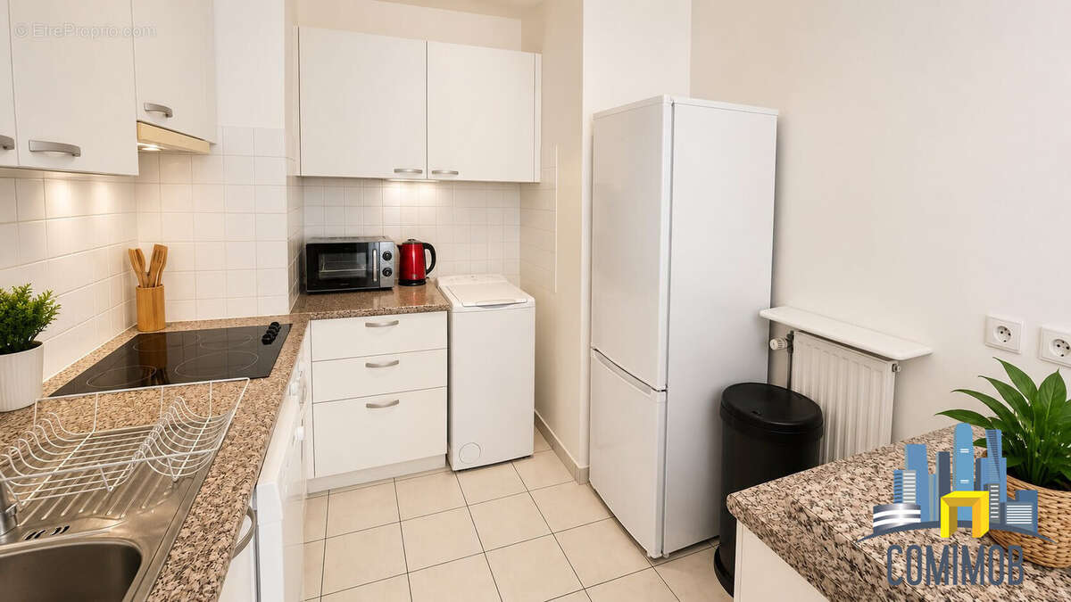 Appartement à COURBEVOIE