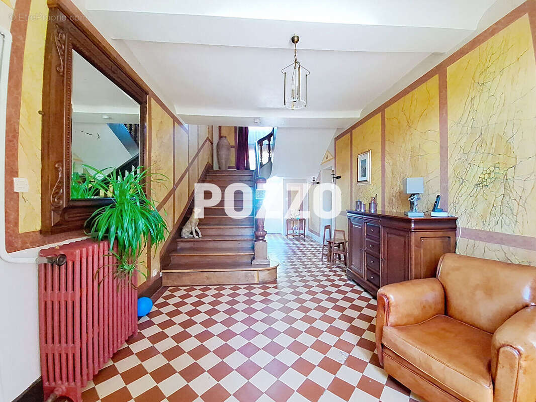 Maison à TRACY-BOCAGE