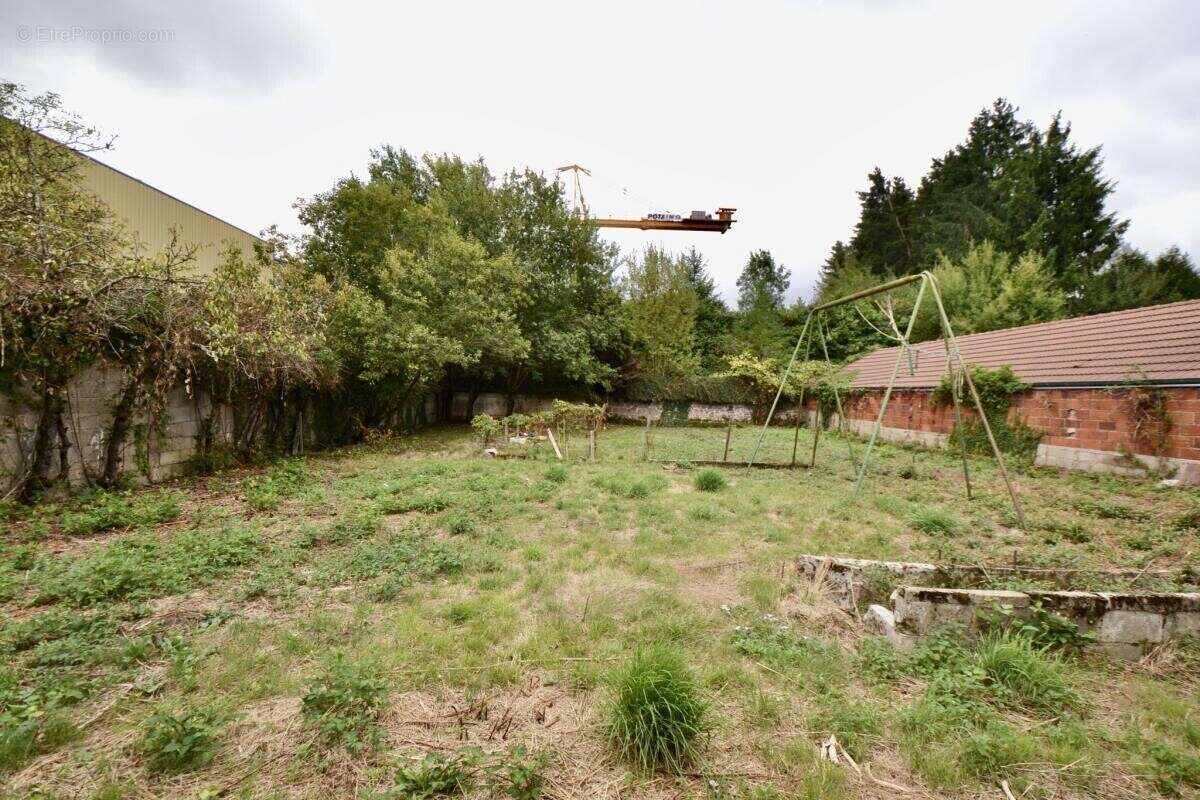 Maison à LA CLAYETTE