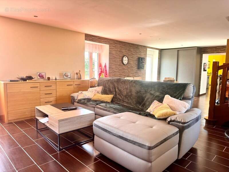 Maison en pierre à vendre 5 pièces LANNILIS (29) - photo 7