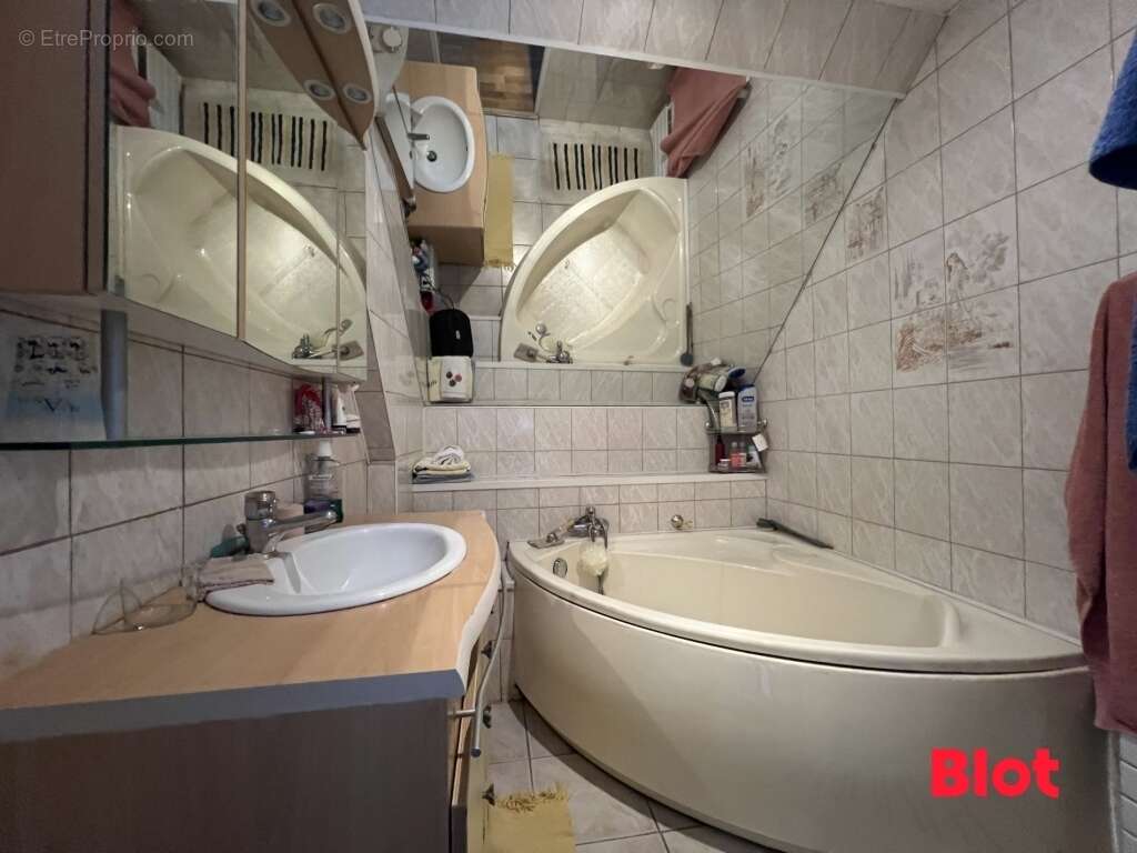 Maison 299 m² à Ploeren  - photo 7