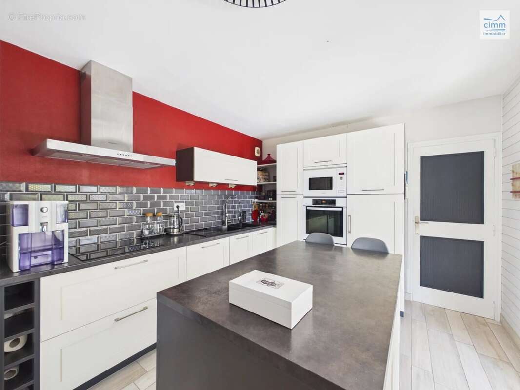 Maison de 120 m² sur un terrain de 1260 m² - photo 7