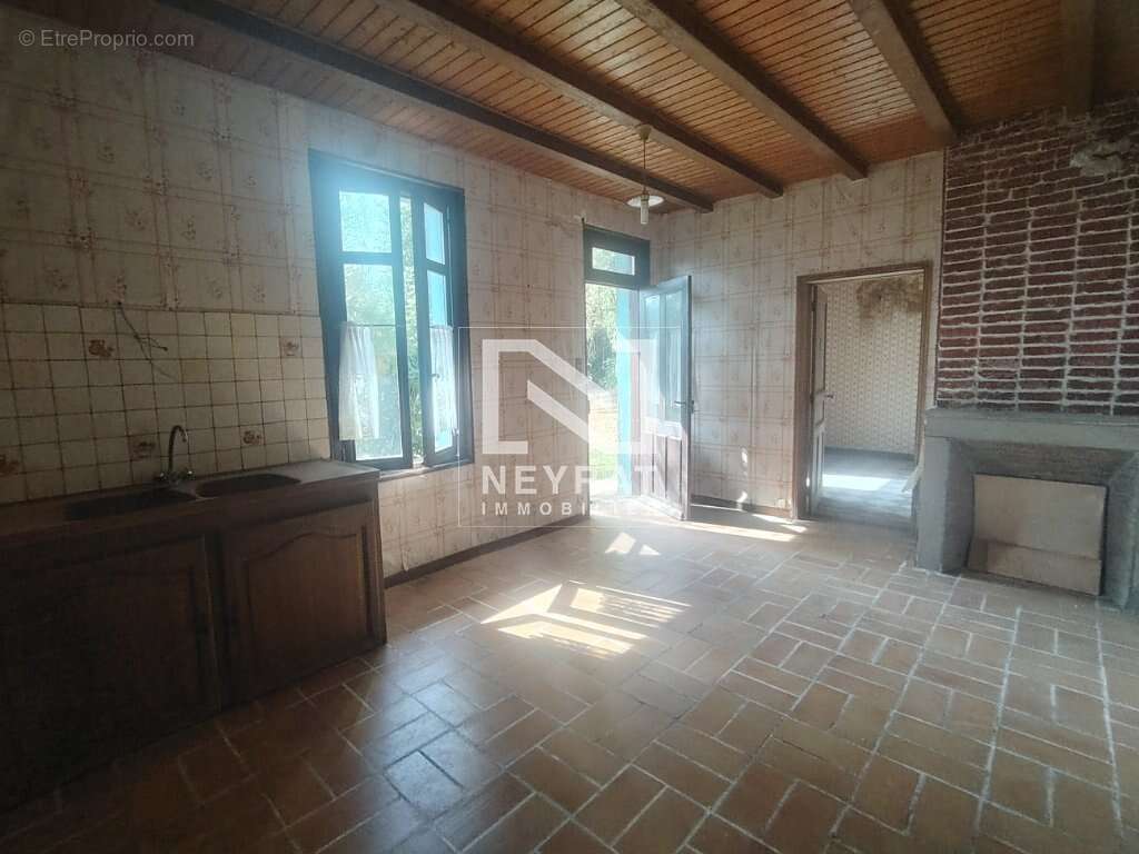 Maison de campagne de 131m² à rénover sur terrain de plus 1,5 hectare - photo 6