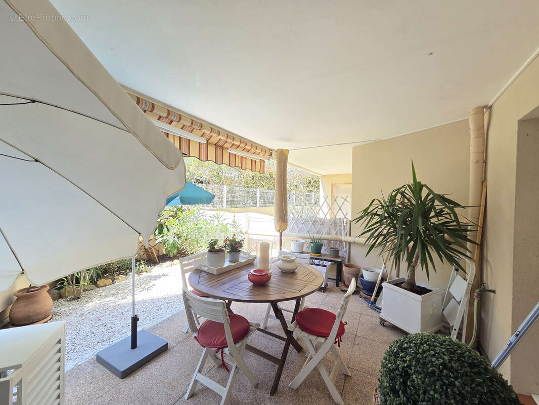 Appartement à HYERES