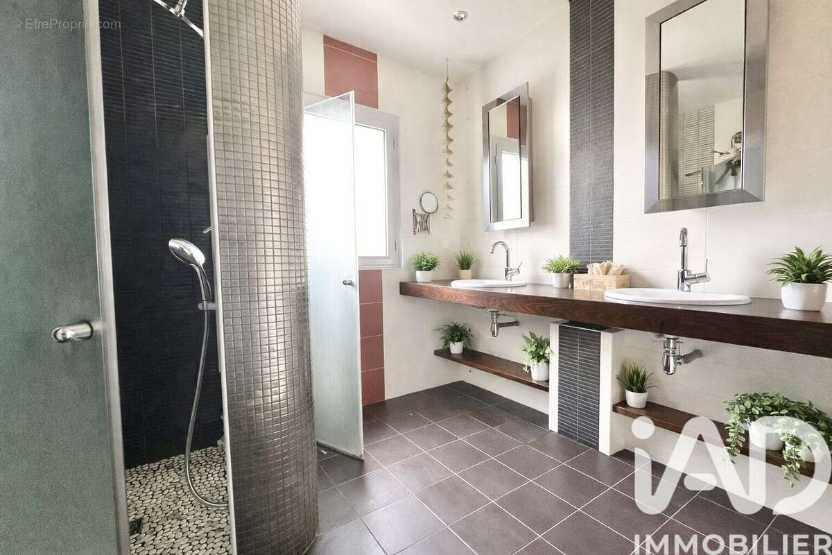 Photo 7 - Maison à LES BROUZILS